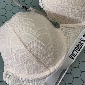 Victoria’s Secret T-Shirt Push-Up Bra